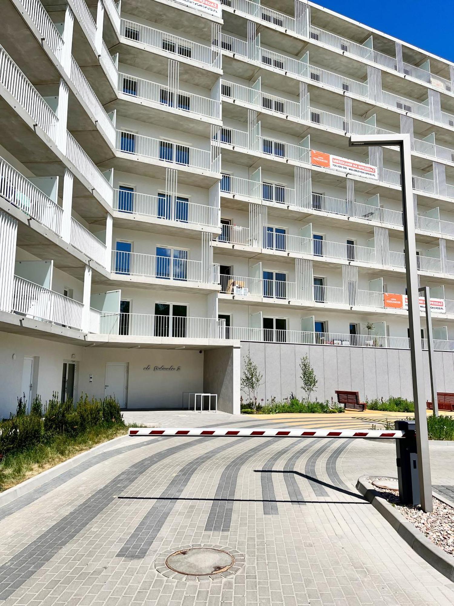 Apartament Zielone Podwale Wałbrzych Esterno foto